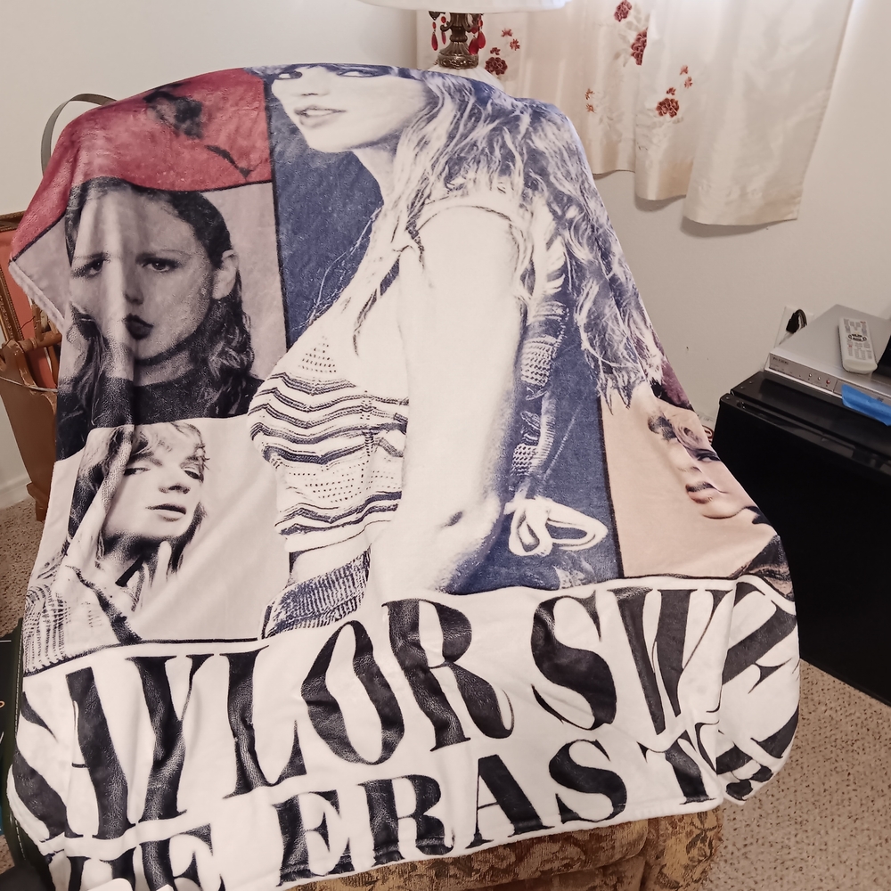 Taylor SWIFT THROW - Picture 3 of 5
